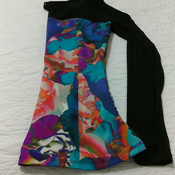 Blouse - Picture 2 of 2